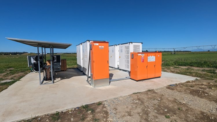 Chook farm Rakaia+battery+side+shot2.jpg