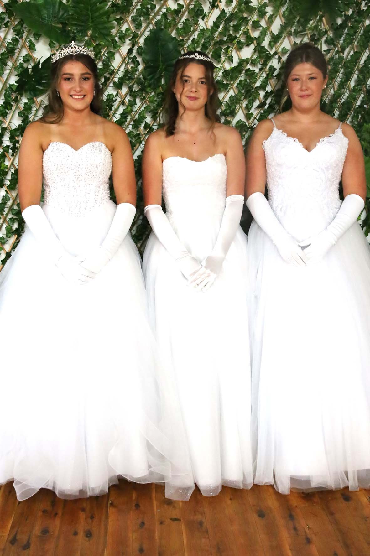 Emily Savannah Molly.jpg