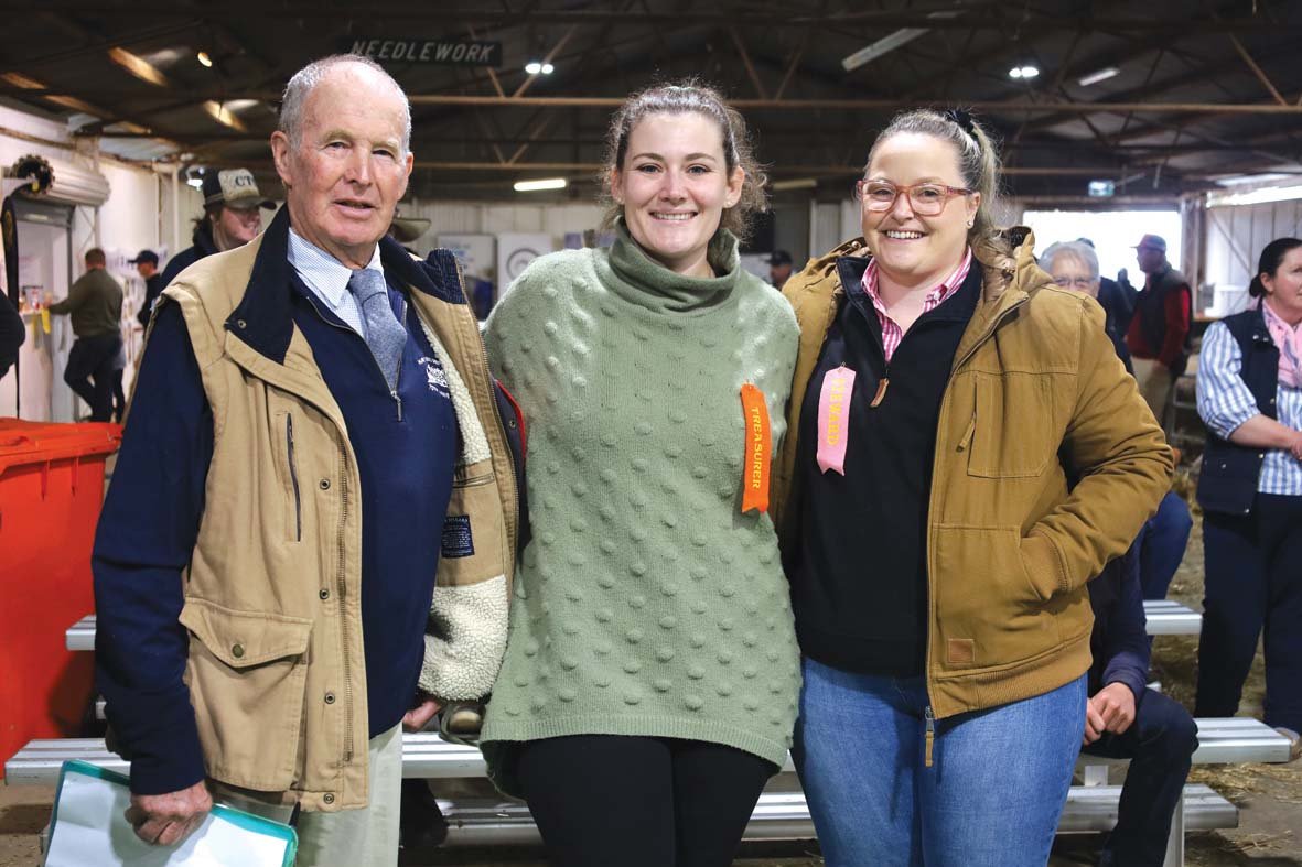 Ian Milliken, Gabby Flattery, Mikayla O'Neill.jpg