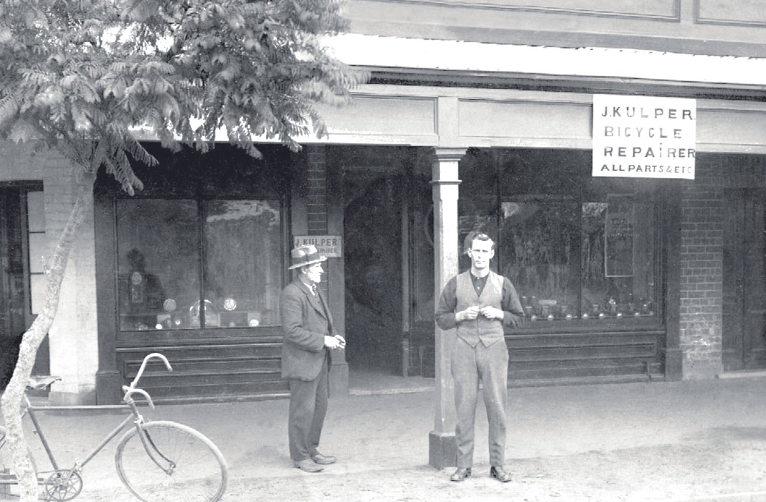 kulper bike shop 1_cymk.jpg