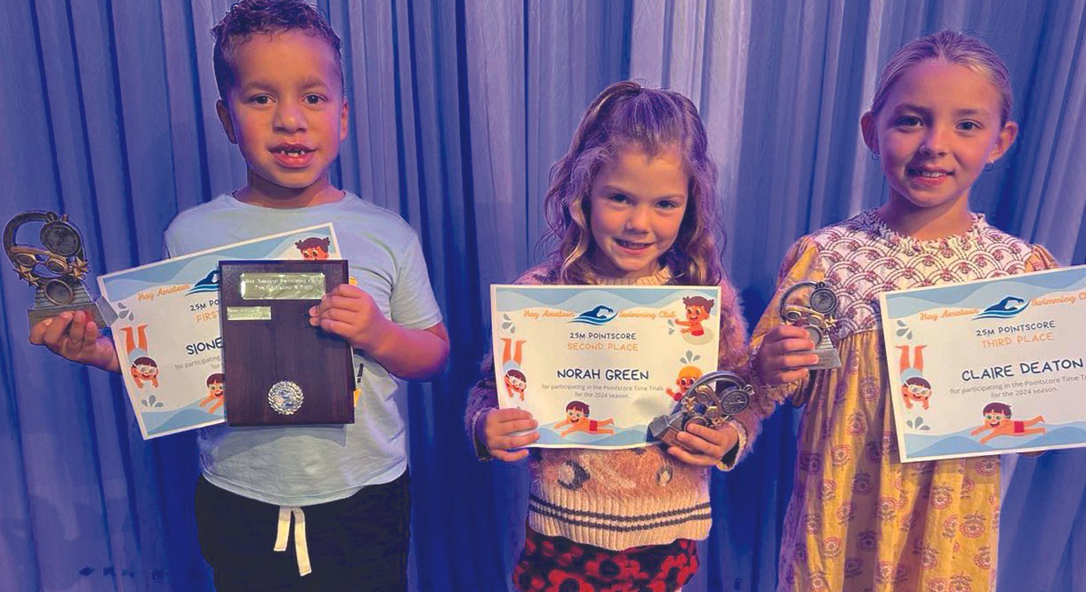 Sione Norah and Clare_cymk.jpg