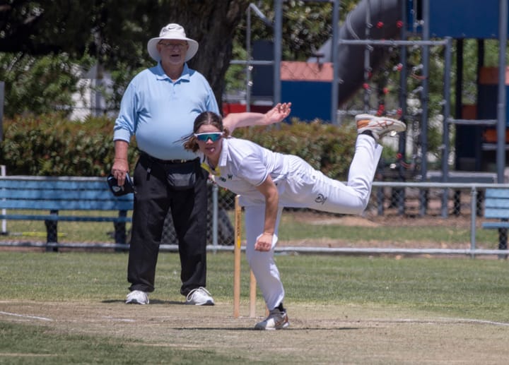 Alice shows her stuff, bowling for Riverina Bullets